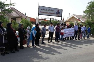 تجمع اعتراضی کارگران اخراجی شرکت کالای پتروشیمی/ مدیران شرکت کالای پتروشیمی به دادگاه احضار شدند