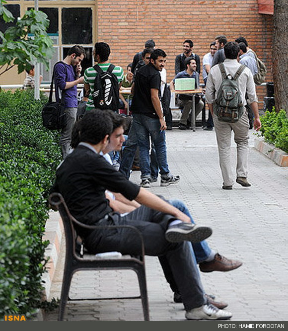 اعطای بورس در راستای مهارت‌افزایی توسط دانشگاه آزاد ماهشهر