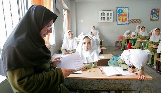 خوزستان سالیانه به جذب سالانه 2 هزار نیروی معلم نیاز دارد