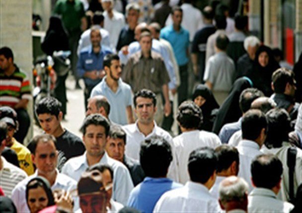 چند درصد شاغلان در ایران بیش از استاندارد کار می‌کنند؟