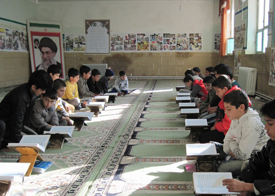 تشکیل کارگروه اختصاصی برای تربیت معلم قرآنی در آموزش و پرورش