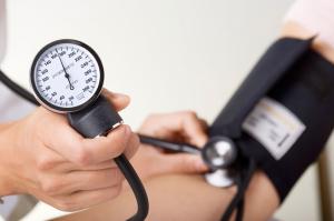 چگونه فشار خون را در 5 دقیقه بدون استفاده از دارو پایین بیاوریم؟